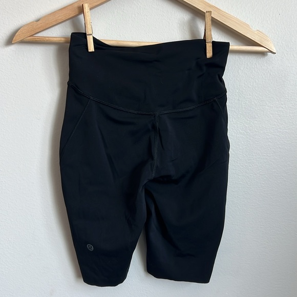 LULULEMON Biker Shorts 2 - Picture 7 of 9